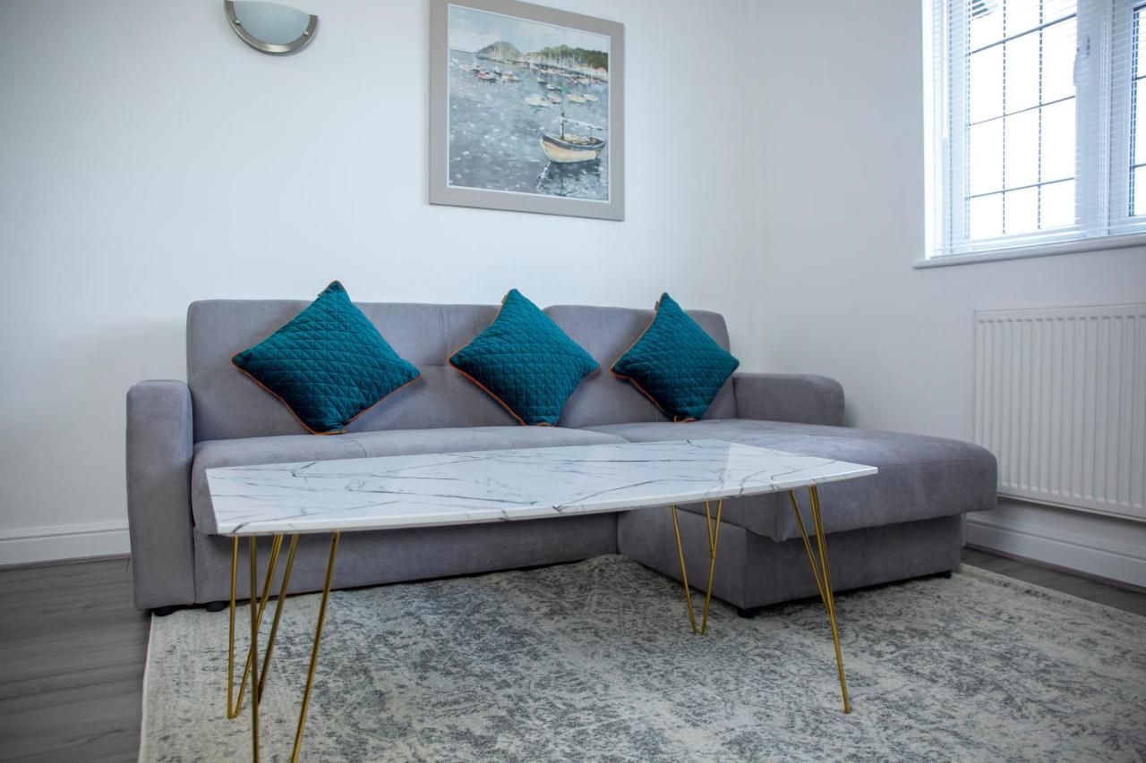 Modern Townhouse Apartment With Free Parking And Wifi Stratford-upon-Avon Buitenkant foto